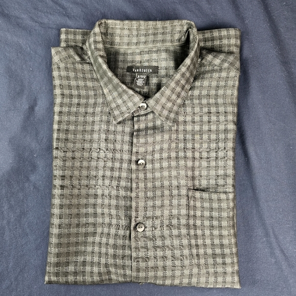 VanHeusen Short Sleeve Shirt - Picture 1 of 4
